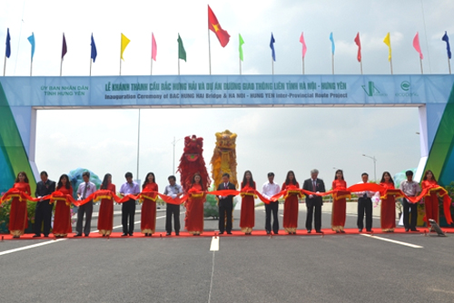 Khánh thành cầu Bắc Hưng Hải, Hà Nội đi Hưng Yên còn 40km
